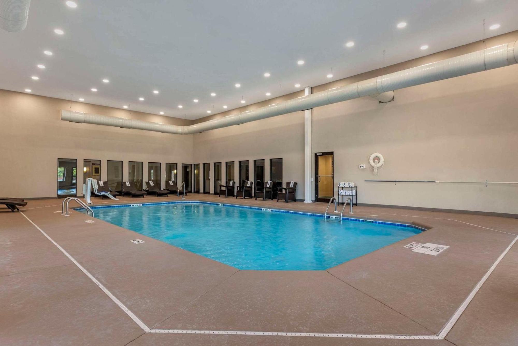Comfort Suites Fort Wayne - Southwest Ngoại thất bức ảnh